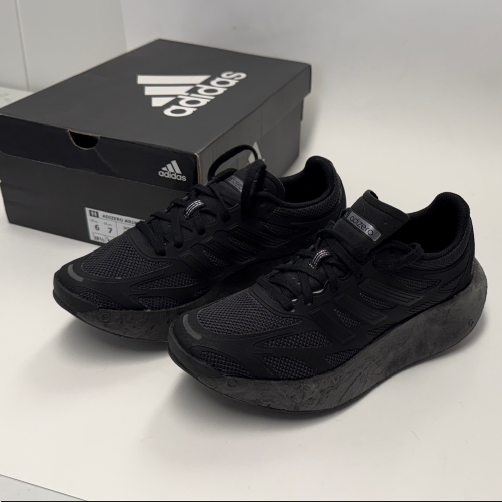 Adidas Black Adizero Aruku running shoes, Athletic Sneakers Unisex 6M 7W 5.5UK